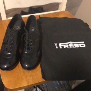 Men’s modern flex ballroom shoe